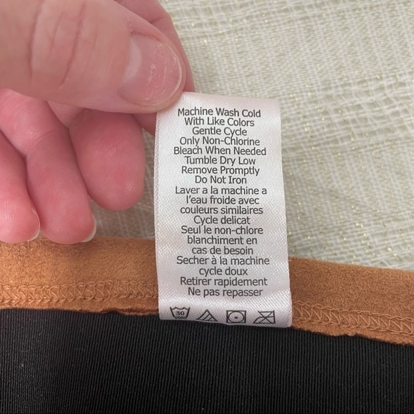 Marla Wynne Camel Faux Suede Straight Stretch Pants Side Zipper Size 2 - Picture 12 of 13